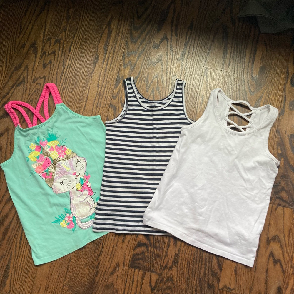 Lot of 3 Tank Tops size 8/9 kids